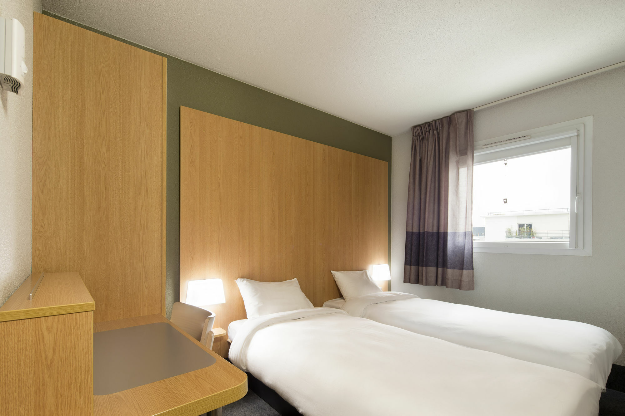 B&B Hotel Rennes Ouest Villejean Dış mekan fotoğraf